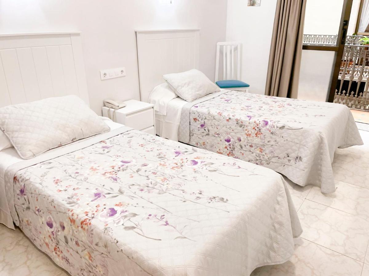 Hostal Ramos Barcelona Eksteriør billede