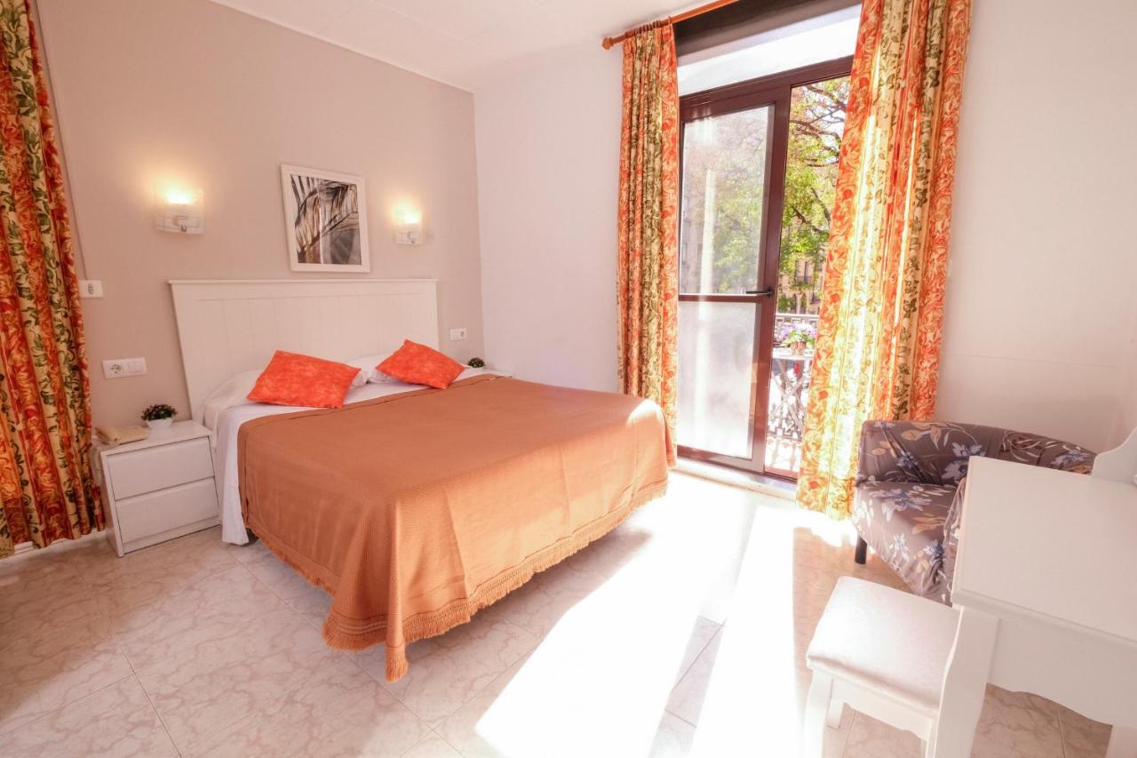 Hostal Ramos Barcelona Eksteriør billede