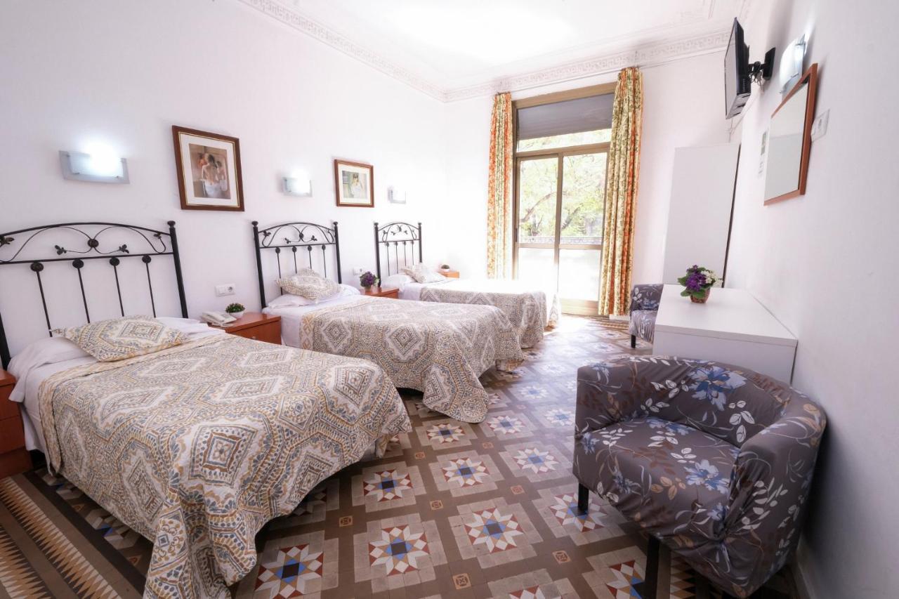 Hostal Ramos Barcelona Eksteriør billede