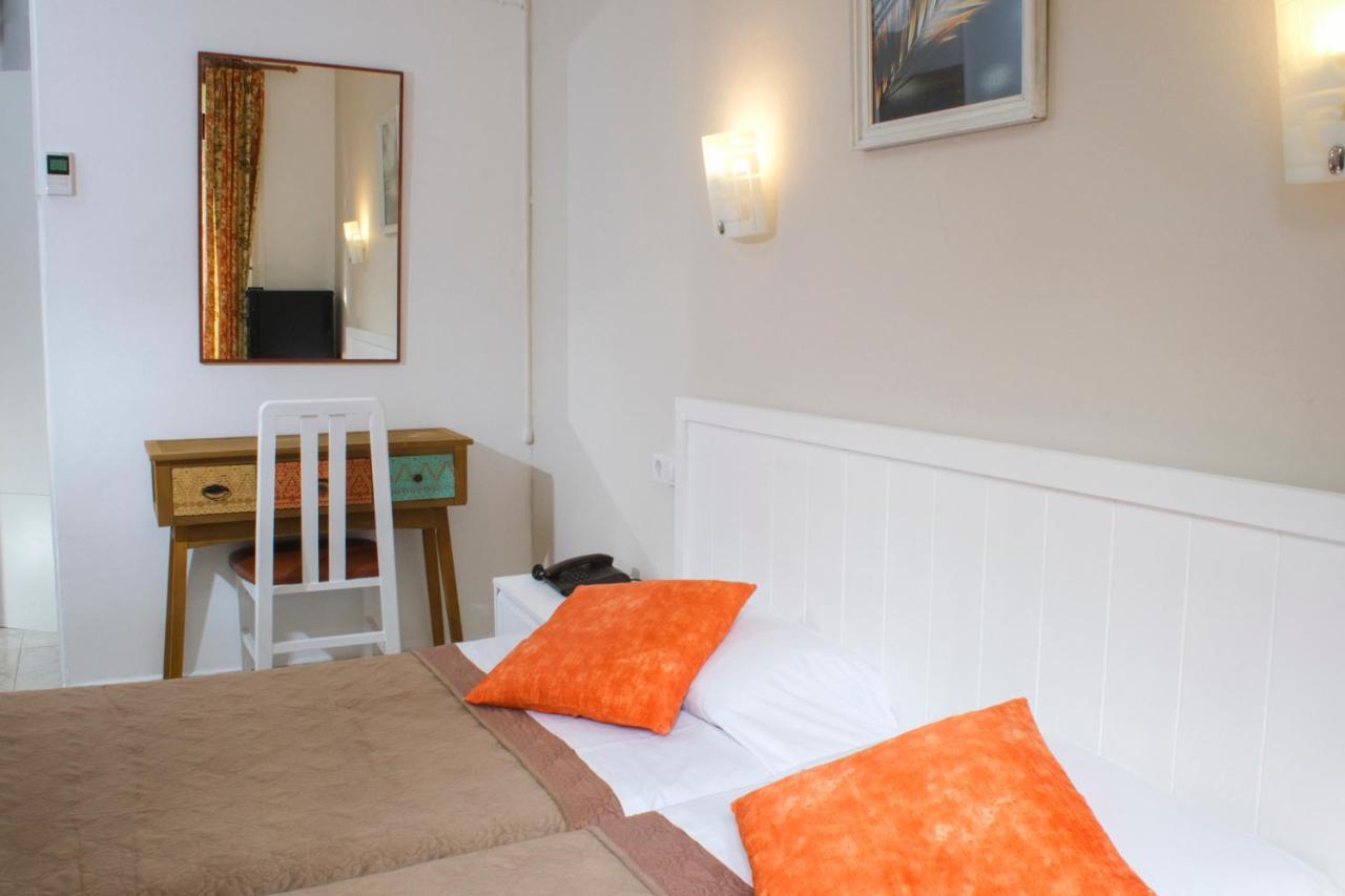 Hostal Ramos Barcelona Eksteriør billede