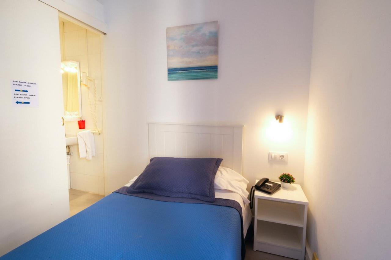 Hostal Ramos Barcelona Eksteriør billede
