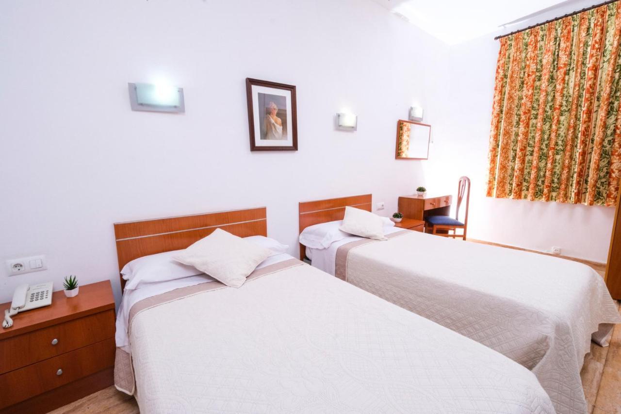 Hostal Ramos Barcelona Eksteriør billede